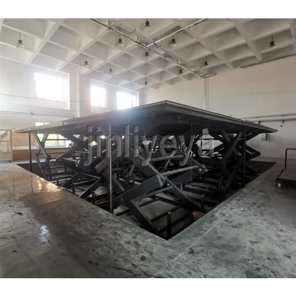 聊城建筑大学配套设备（多组平台可分别升降、可同时升降）